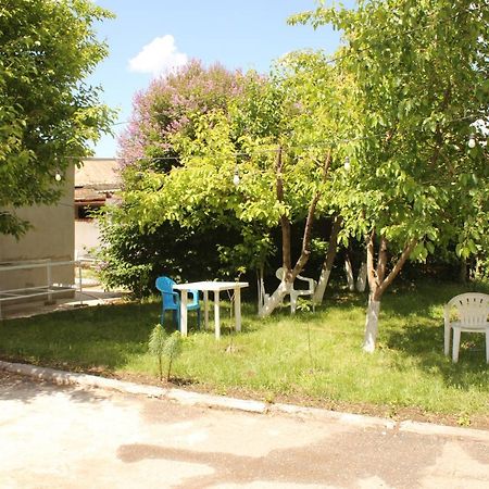 Naryn Guest House Jamal מראה חיצוני תמונה