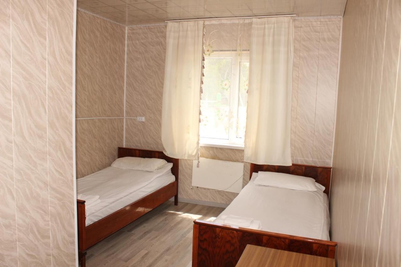 Naryn Guest House Jamal מראה חיצוני תמונה