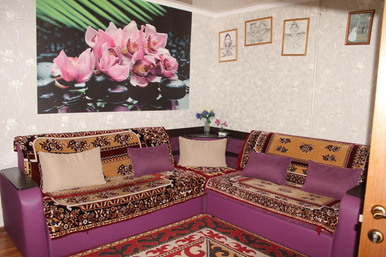 Naryn Guest House Jamal מראה חיצוני תמונה