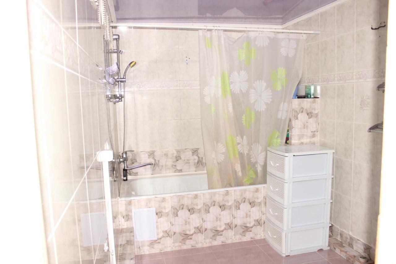 Naryn Guest House Jamal מראה חיצוני תמונה