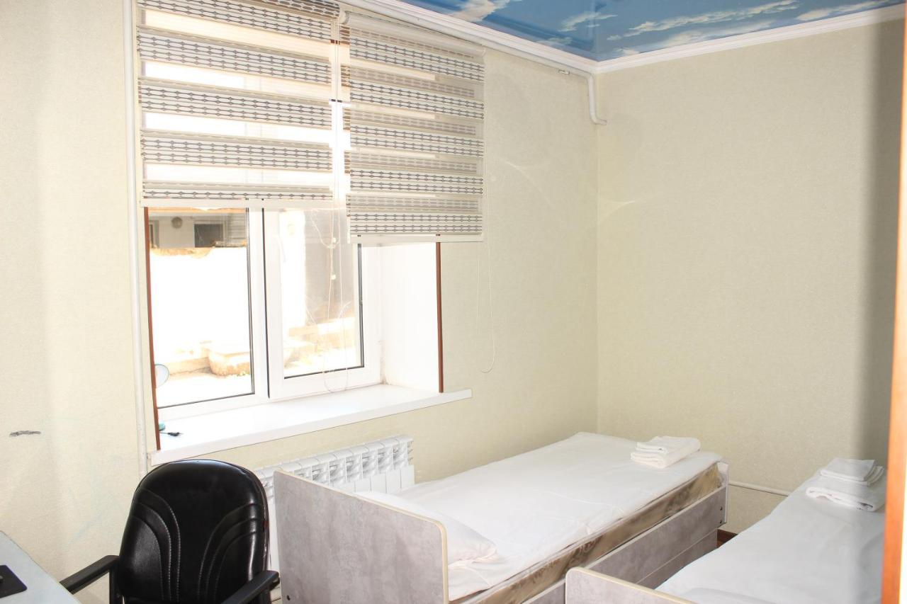 Naryn Guest House Jamal מראה חיצוני תמונה