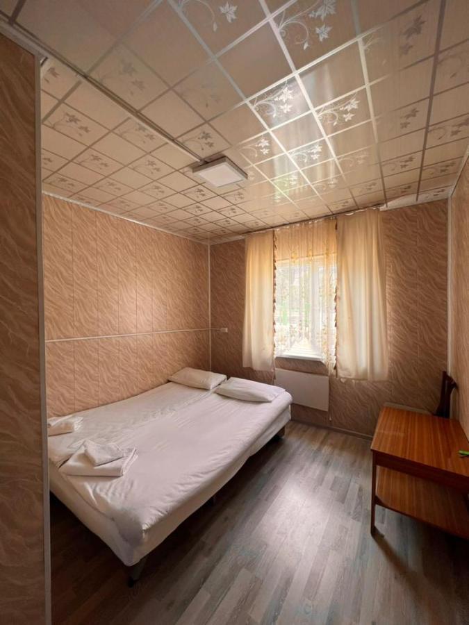 Naryn Guest House Jamal מראה חיצוני תמונה